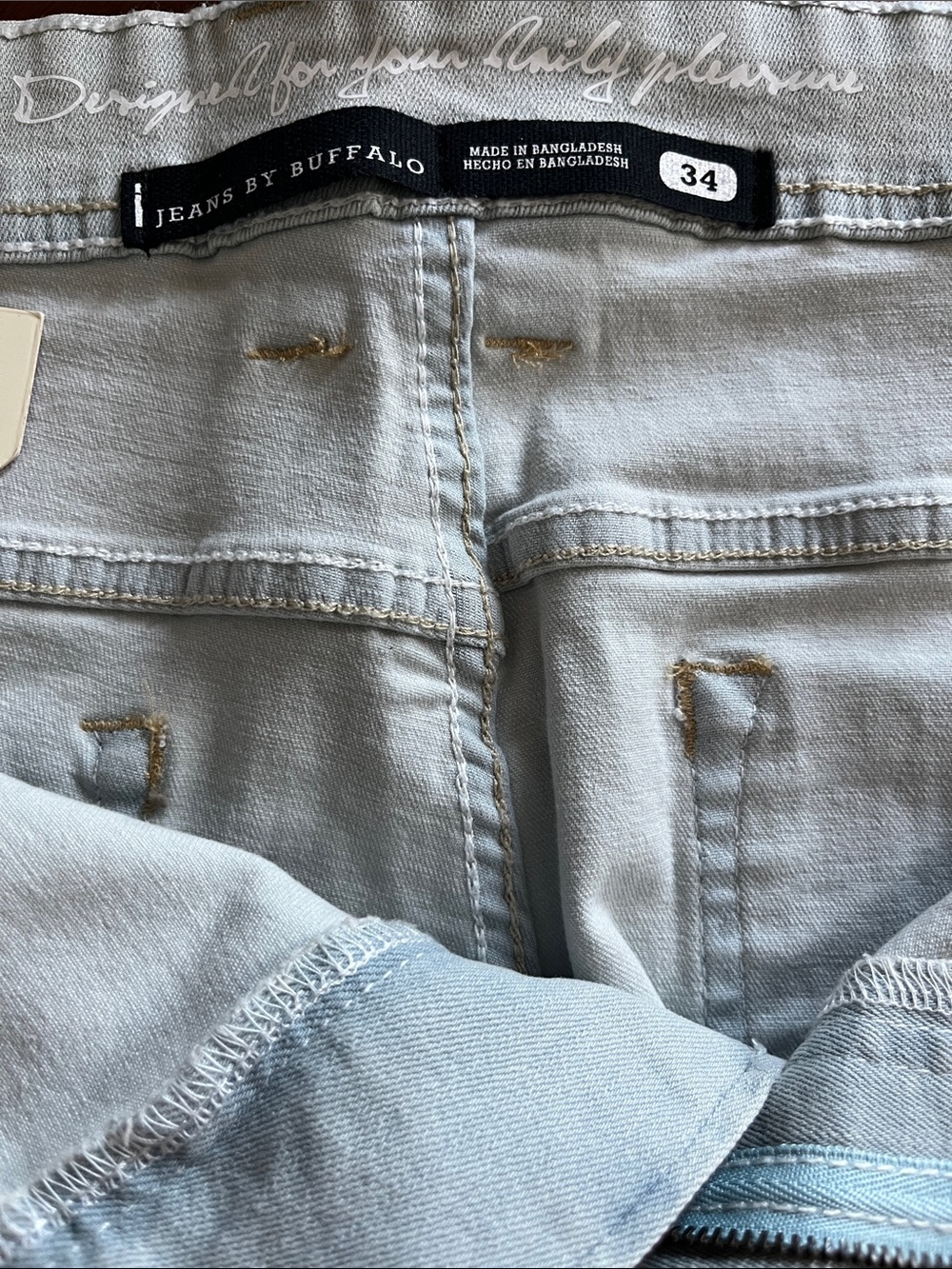 Buffalo David Bitton Spencer-X Straight Denim Shorts 34 NWT Light Wash Stretch - Picture 5 of 11